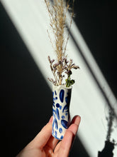 Load image into Gallery viewer, Wild Land Bud Vases SS