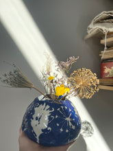Load image into Gallery viewer, Handbuilt Moon flower Vase