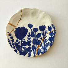 Load image into Gallery viewer, Kintsugi Garden Porcelain Plate 15cm I