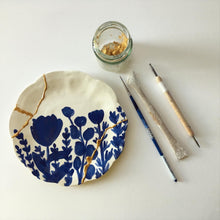 Load image into Gallery viewer, Kintsugi Garden Porcelain Plate 15cm I