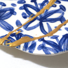 Load image into Gallery viewer, Kintsugi Butterfly Porcelain Plate 15cm