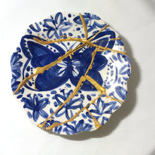 Load image into Gallery viewer, Kintsugi Butterfly Porcelain Plate 15cm
