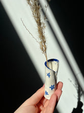 Load image into Gallery viewer, Wild Land Bud Vases SS
