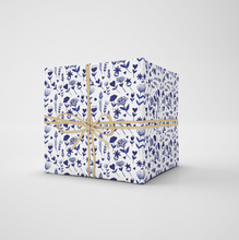 Load image into Gallery viewer, SKETCHBOOK WILD GIFTWRAP - 1 sheet
