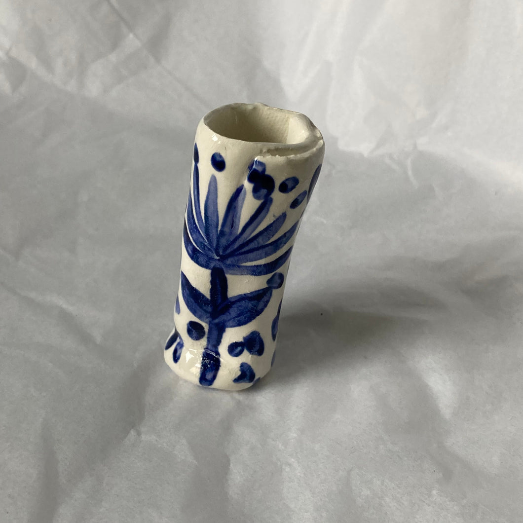 Bud vase