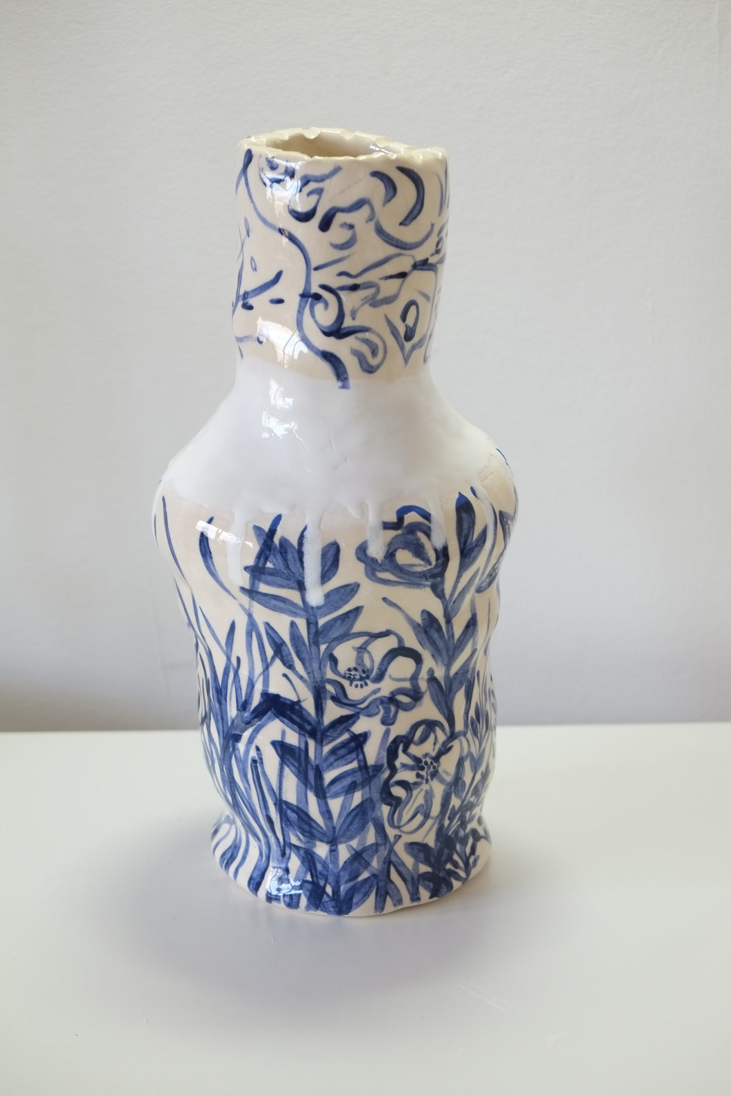 Dunes Porcelain Vase